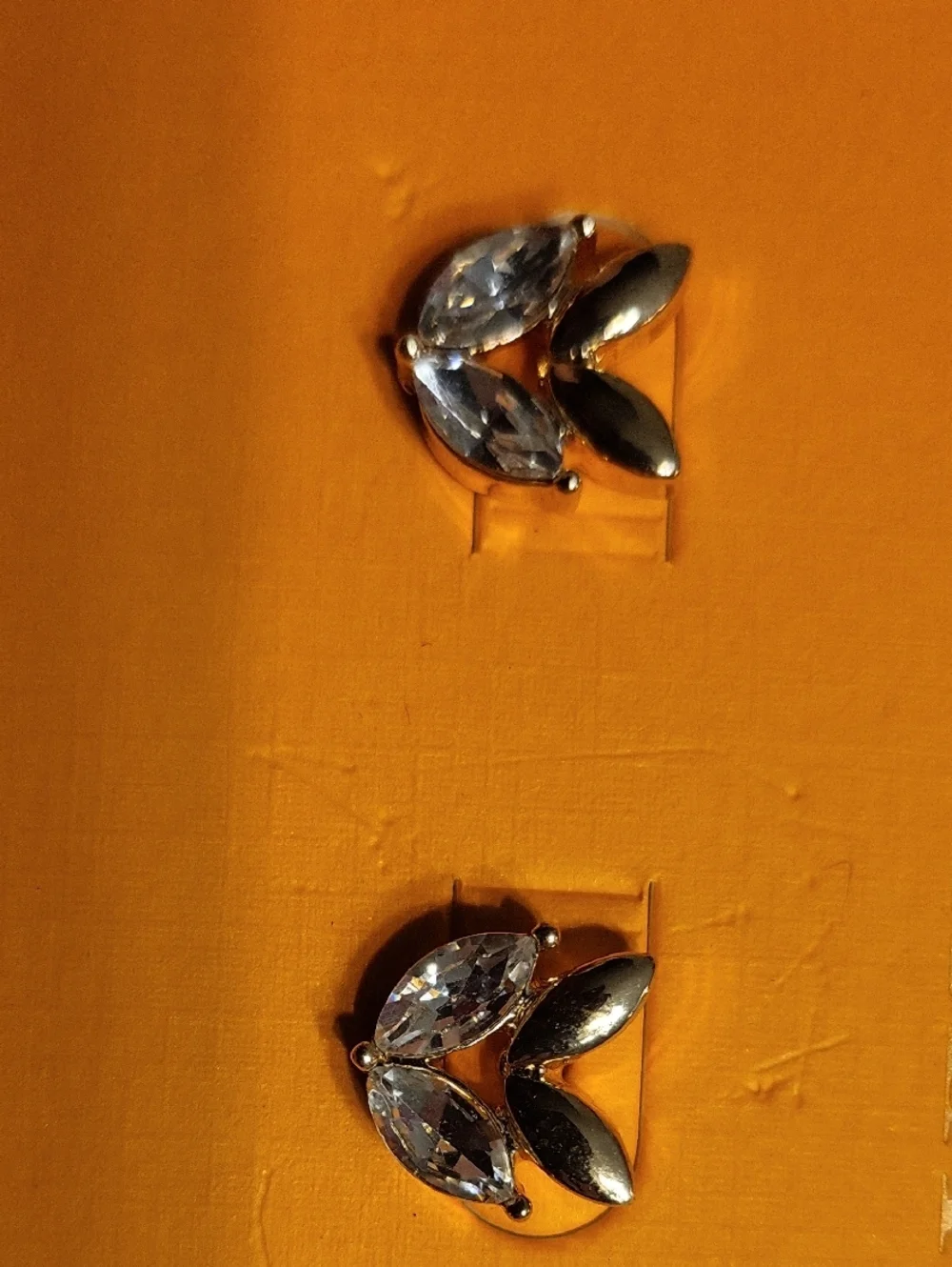 Badgley Mischka Crystal Choker Necklace with Matching Studs NWT - Picture 5 of 5